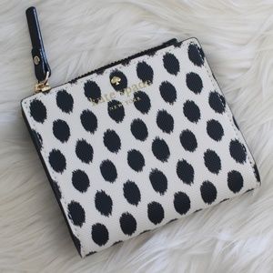 Kate Spade Adalyn Wallet- black & white- NEW